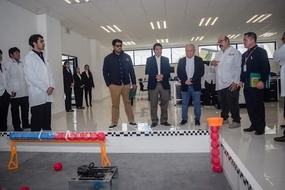 Fortalece Agencia Nacional de Aduanas de México vinculación profesional con estudiantes de la UT Nuevo Laredo