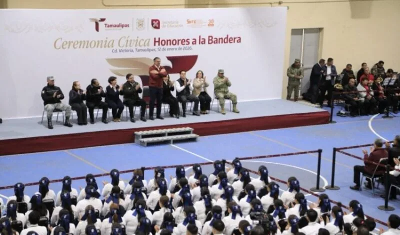 Dialogando.- ¿Qué pasa en el PAN?