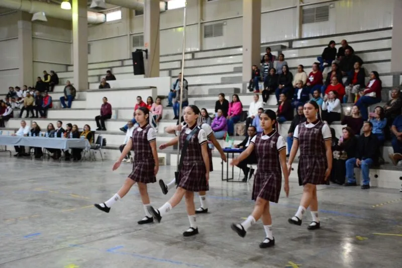 Fortalece SET valores cívicos e identidad con Concurso Estatal de Escoltas