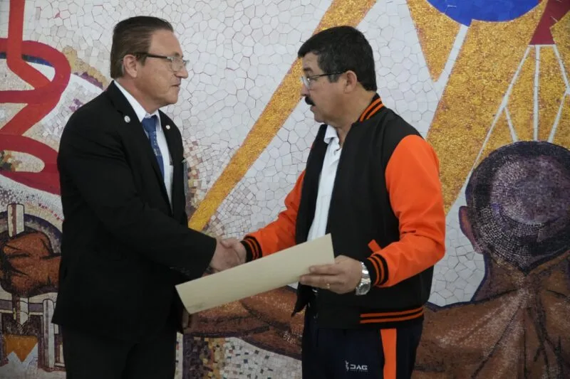Recibe rector de la UAT reconocimiento de la Federación Mexicana de Judo