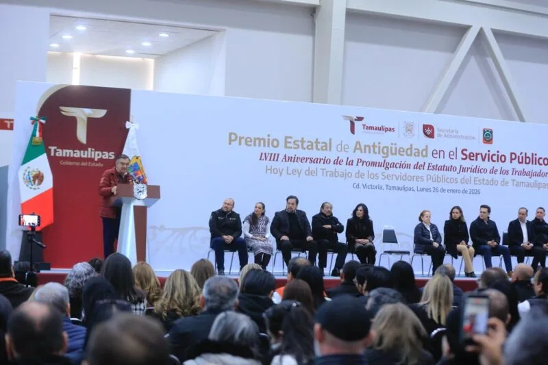 Aumento salarial y pensiones seguras garantiza Américo a las y los trabajadores del Estado