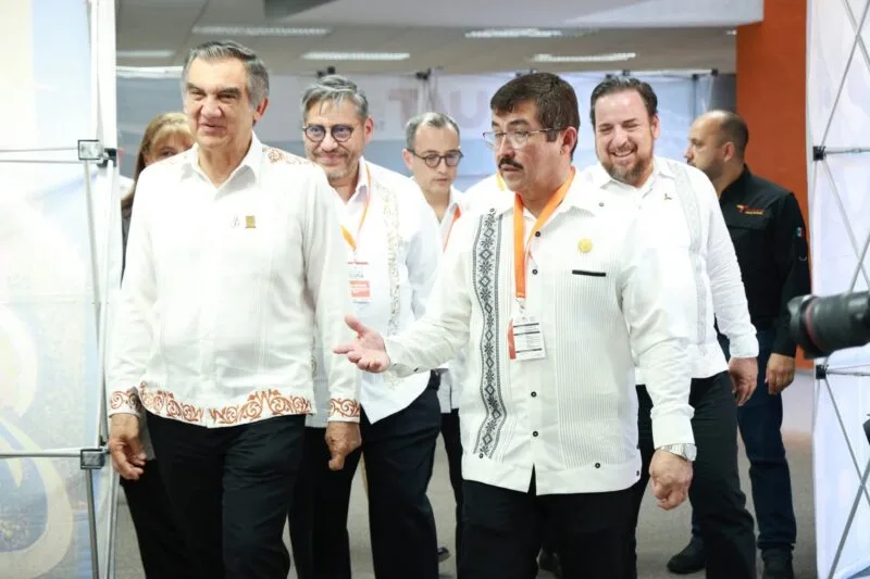 Dialogando.- Habrá lugar para todos: MAVG