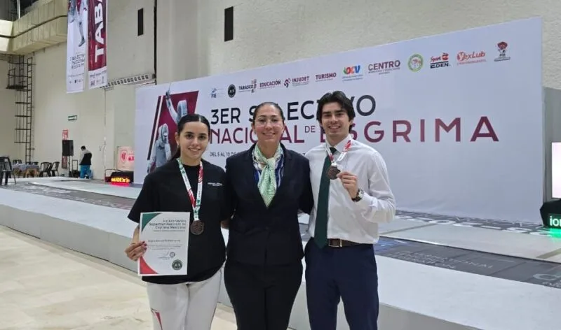 Destacan estudiantes de la UAT en Nacional de Esgrima