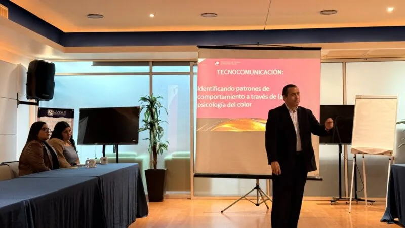 Impulsa STPS capacitación en comunicación estratégica para fortalecer la productividad empresarial