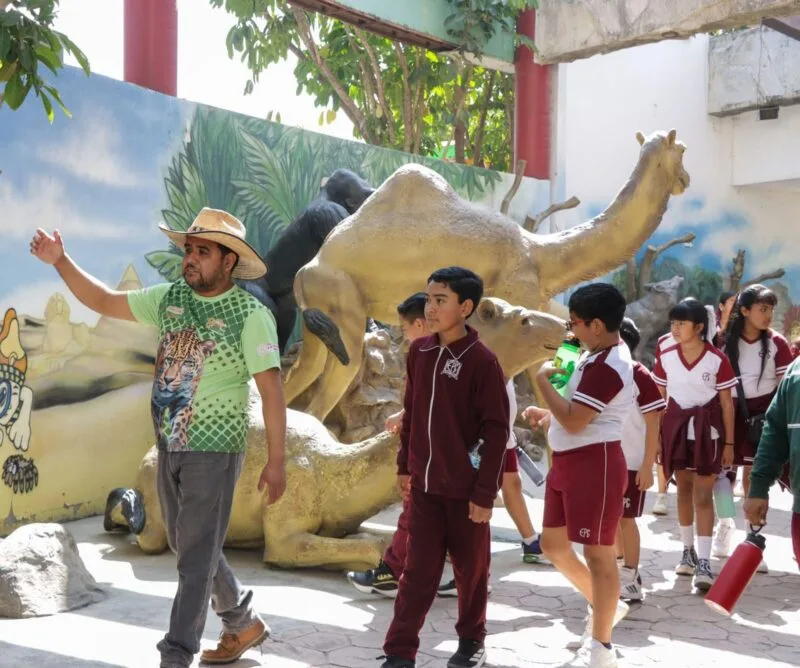 Ofrece Comisión de Parques Zoo Visitas