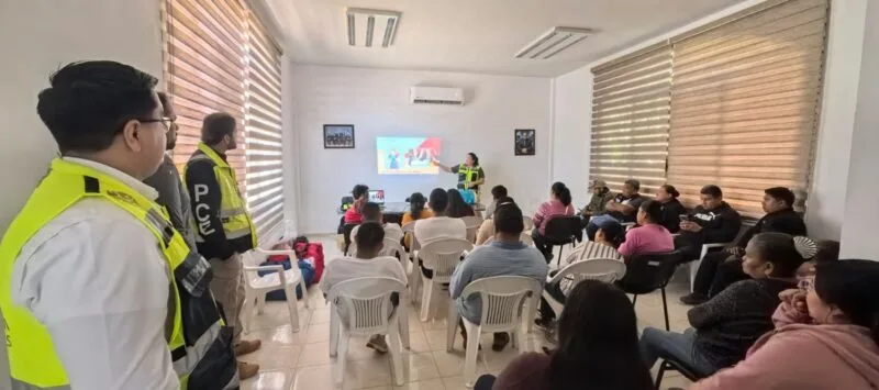 Capacita Turismo en Manejo de Alimentos, Atención al Turista y Primeros Auxilios