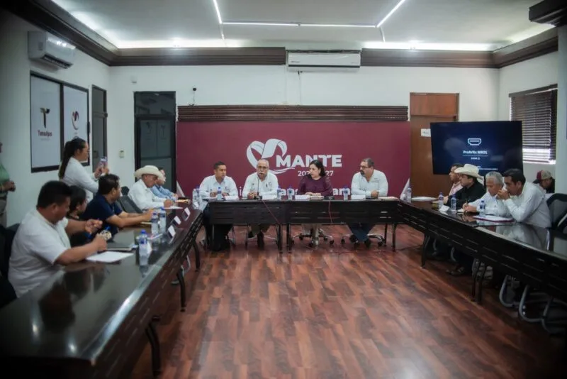 Coordinan Estado y Federación apoyos para fortalecer la producción de caña en Tamaulipas