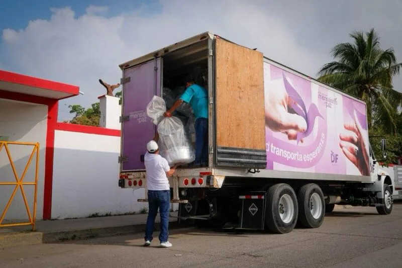Equipa DIF Tamaulipas desayunadores escolares y comedores comunitarios del estado