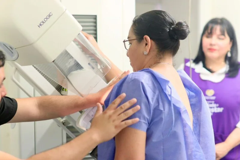 CEAV Tamaulipas instala unidad móvil de mastografías gratuitas en Victoria