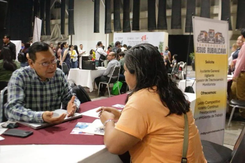 Ofertan más de mil vacantes en Feria Nacional de Empleo para la Mujer en Tampico