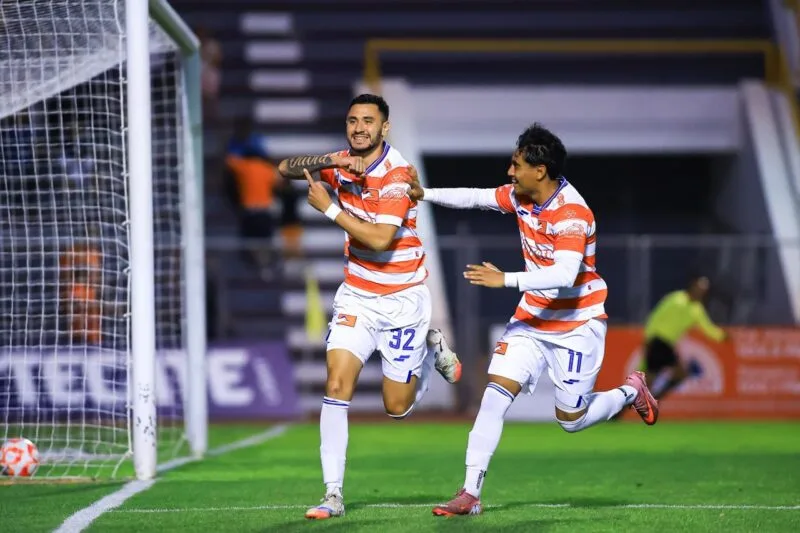 Correcaminos gana y hace vibrar al Marte