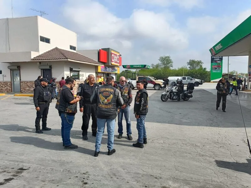 Resguarda Guardia Estatal caravana internacional de motociclistas