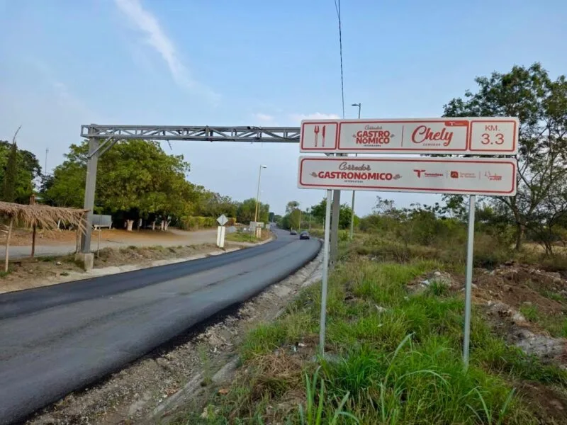 Inicia instalación de señalética en Corredor Gastronómico Interejidal: Sectur