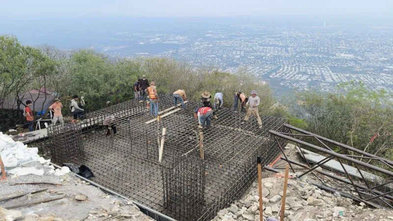 Avanza construcción de asta bandera monumental en Ciudad Victoria