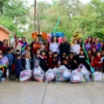 Entrega UAT juguetes a niñas y niños con la jornada “Alegrando Corazones”
