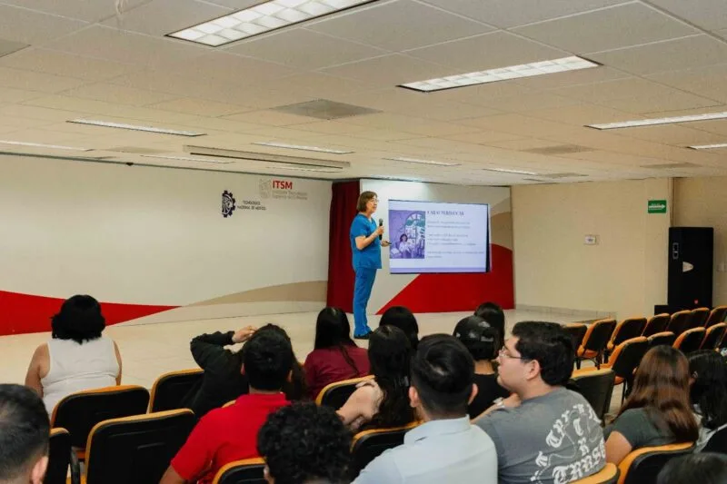 Refuerza Tec Mante formación integral mediante ciclo de conferencias