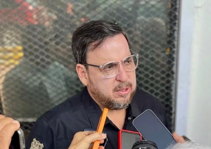 Repondrá SET 43 mdp en mobiliario escolar dañado por las lluvias