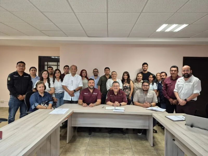 Reciben empresas de Tula distintivos «Punto Limpio»
