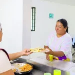 Supervisa SEBIEN comedores y entrega beneficios sociales en Victoria