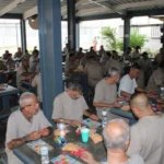 Celebran Día del Padre en CEDES Laredo con lotería y convivencia