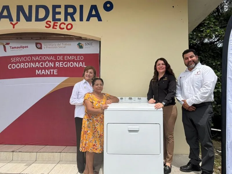 Impulsan emprendimiento y fortalecen el autoempleo con entrega de equipo productivo en Ciudad Mante