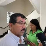 Dialogando.- Dámaso no se distrae en nada y sigue de frente en la UAT