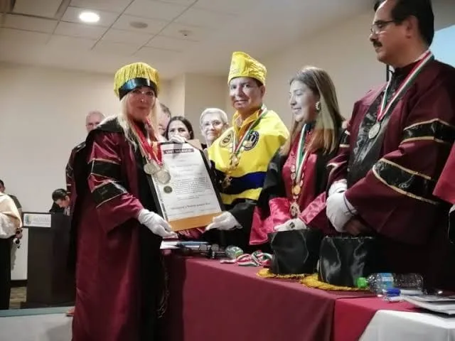 Dialogando.- Entrega UNT nuevas y nuevos profesionales