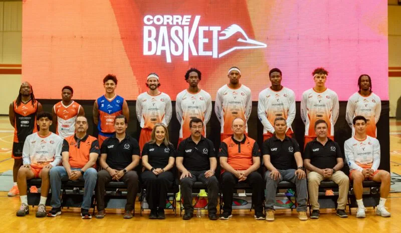 Rector Dámaso Anaya encabeza presentación oficial del Corre Basket UAT para la temporada 2026 de la LNBP