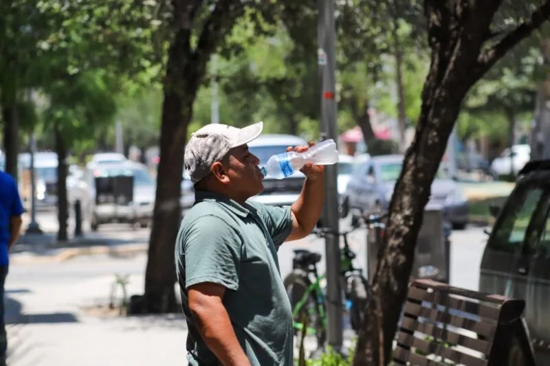 Recomienda Secretaría de Salud incrementar medidas preventivas por altas temperaturas