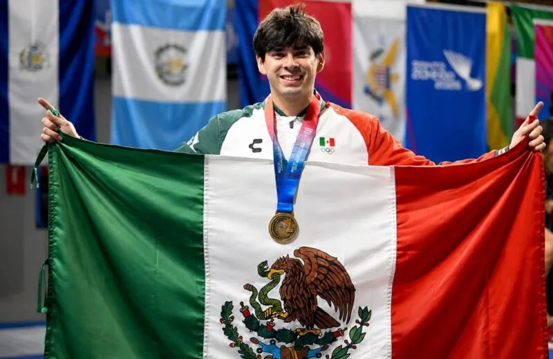 Estudiante de la UAT conquista el oro en esgrima en Santo Domingo2026