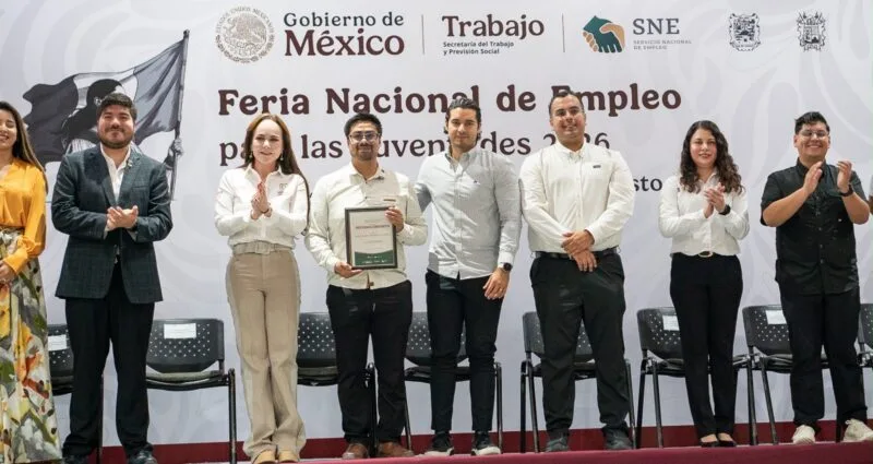 Feria de Empleo de la Juventud acercó 450 vacantes a buscadores de trabajo en Nuevo Laredo
