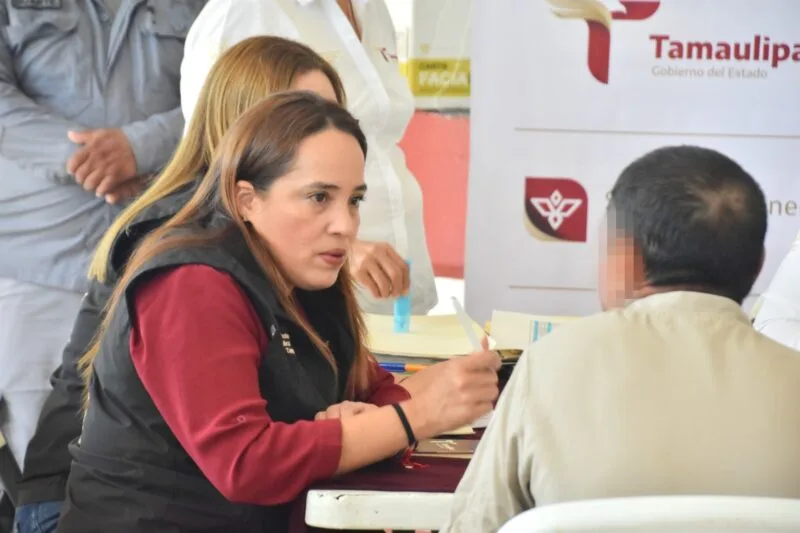 Lleva IDPET atención jurídica a adultos mayores en CEDES de Reynosa y Matamoros