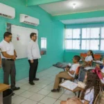 Escucha y atiende titular de la SET a comunidades escolares de Soto la Marina