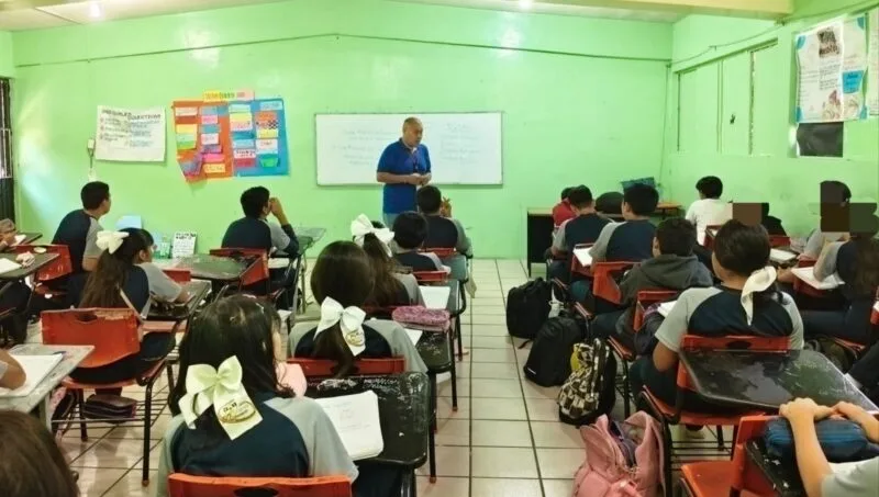 Promueve DEMA entre estudiantes el conocimiento de la ley y prevención del delito