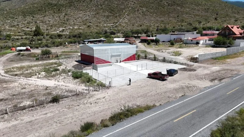Nuevo recinto comercial en Miquihuana, punto de encuentro y venta para la comunidad