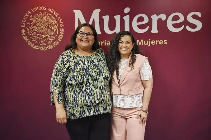 Dialogando.- Cambios en Morena