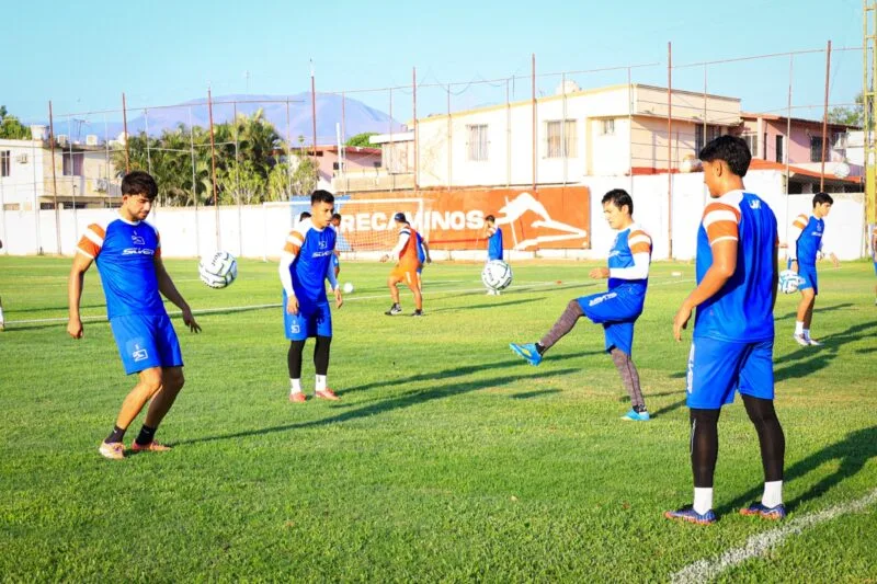 Correcaminos con la mira puesta en el clásico 44