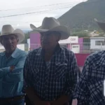 Dialogando.- Desorden en Bustamante por culpa del frustrado Lupe Serna