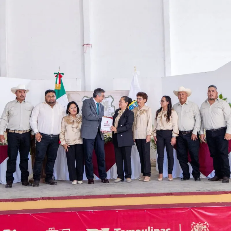 Mejores caminos rurales y una ambulancia: compromiso de Américo en Villagrán