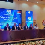 Reconoce Dámaso Anaya a trabajadores universitarios en el 53 Aniversario del SUTUAT