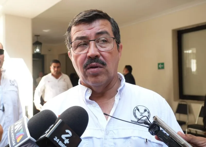 Abre la UAT espacios a escritores independientes en la Feria del Libro 2026