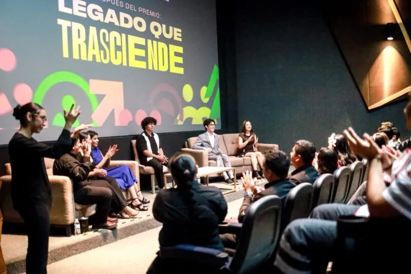 Realiza INJUVE conversatorio “Legado que Trasciende”
