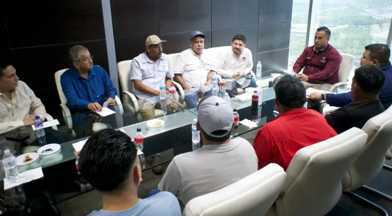 Atiende STPS planteamientos laborales de transportistas y trabajadores de El Mante