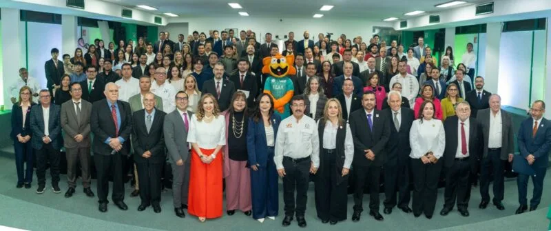 Encabeza el rector Dámaso Anaya el 59 Aniversario de la FCAV
