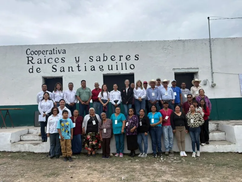 Impulsan Secretaría de Economía y UAT el aprovechamiento del laurel para fortalecer emprendimientos en Jaumave