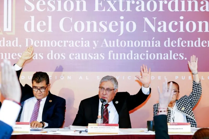 Confirma SNTE nacional: Arnulfo se irá hasta 2027